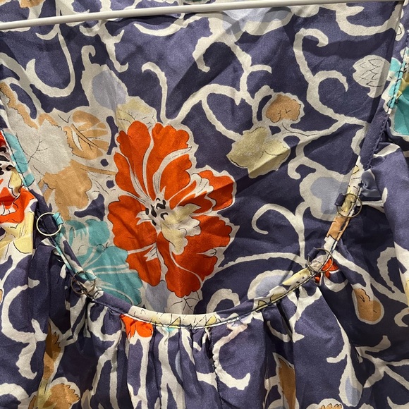 Leifsdottir 100% silk tank sz 4 - Picture 3 of 5